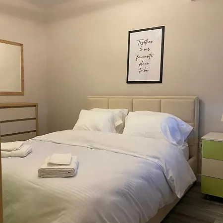 Flow 2br * Tirana